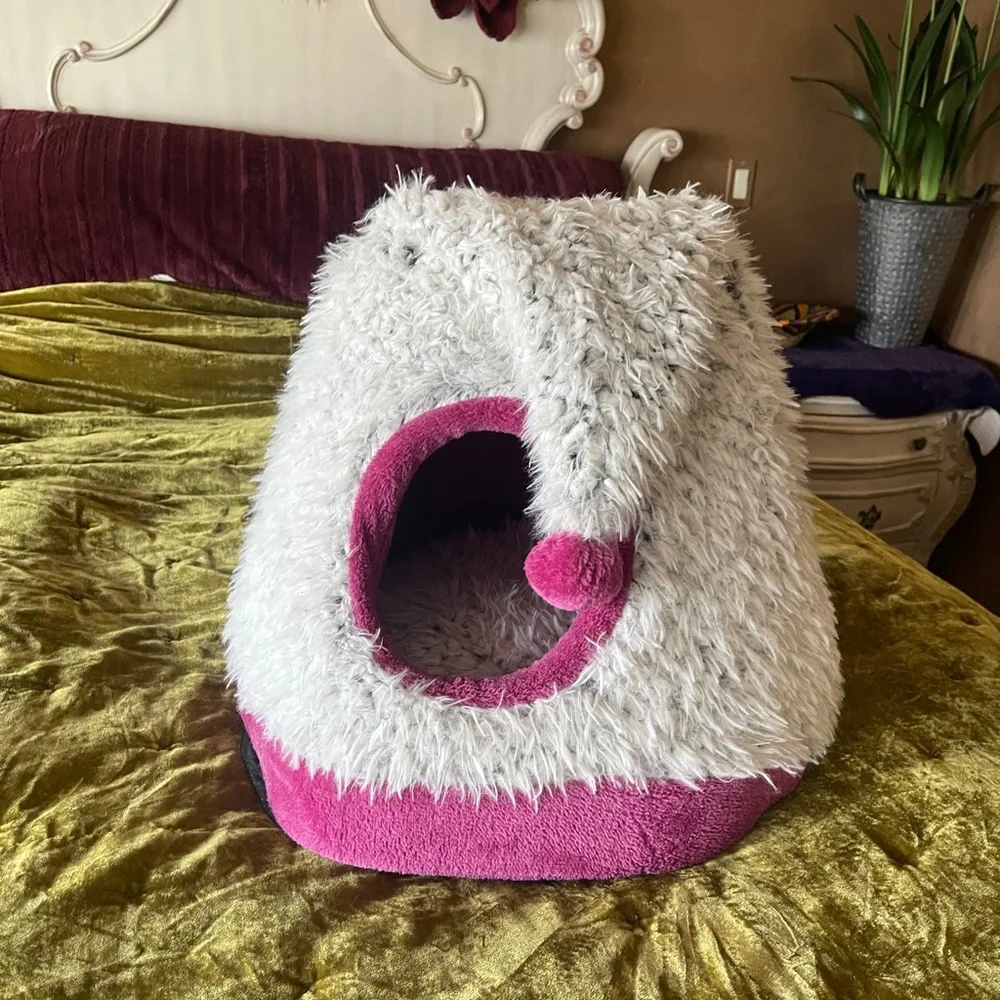 Cute Cat Bed